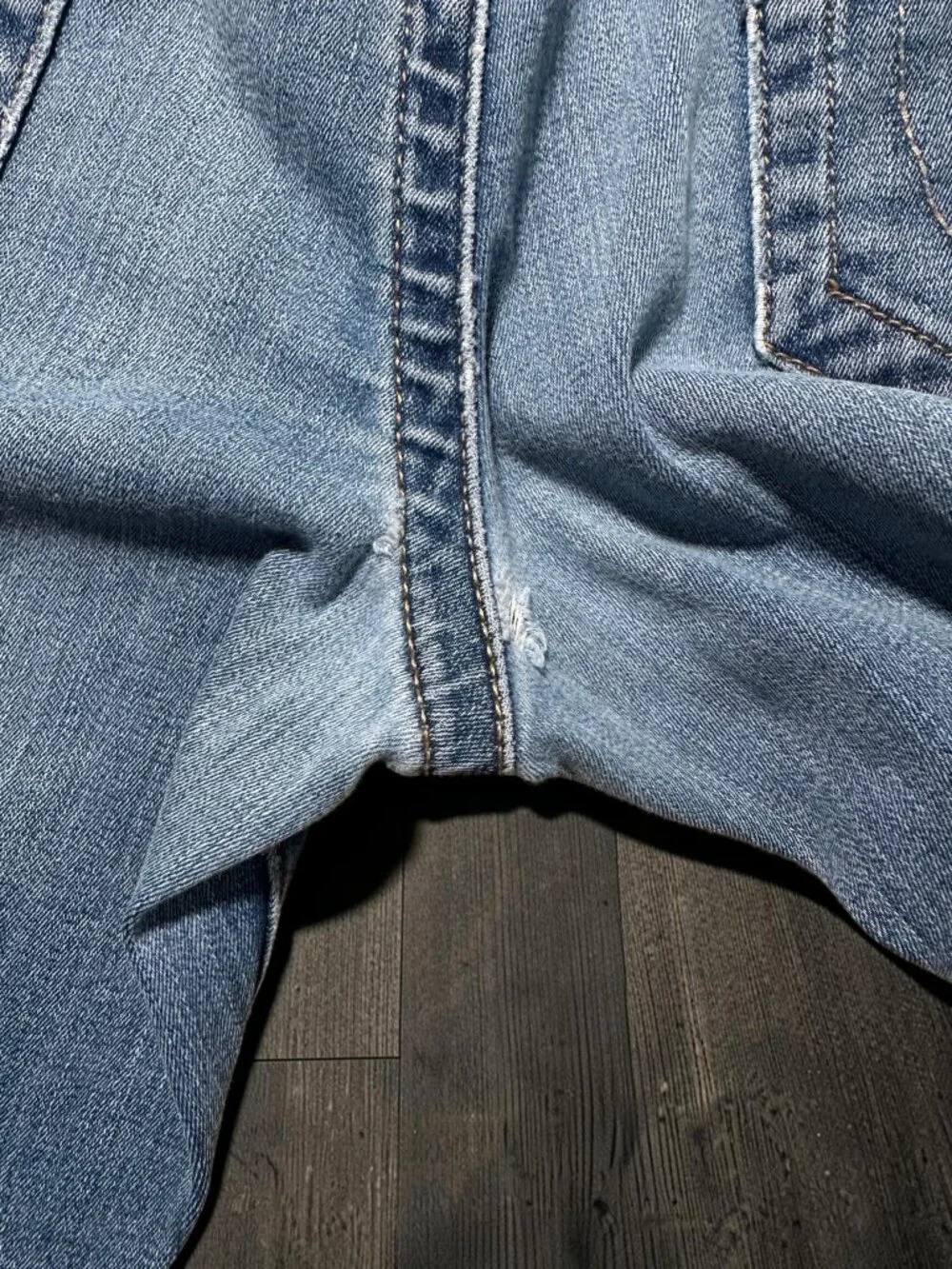 True Religion Ricky Relaxed Straight Jeans 32 Light Wash Stretch Denim Y2K